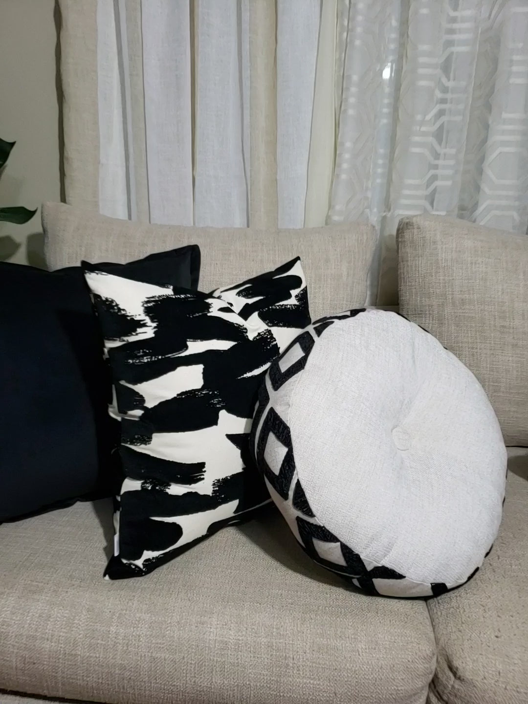 Add a bold and stylish touch to your home decor with this luxurious black pillow cover. Made with high-quality microsuede designer fabric, its flanged edges provide an elegant look while also making it versatile for any room. Make a statement and enhance your living space with this must-have accessory.